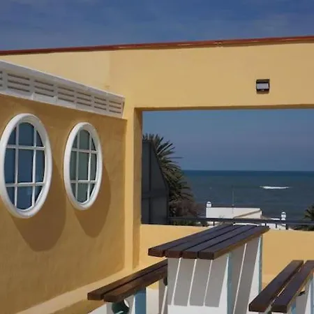 Penthouse 80qm, Zusaetzlich 80 Qm Private Terrasse, 60 M Zum דירה דניה