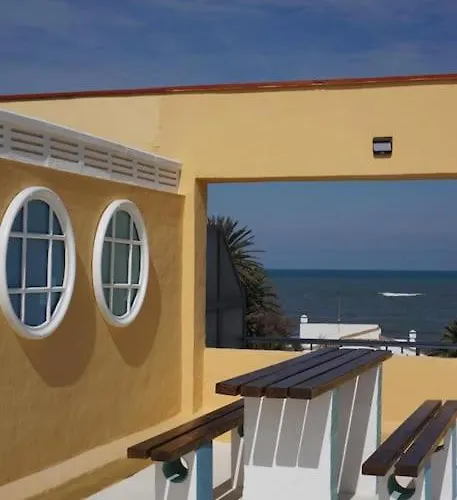 Penthouse 80qm, Zusaetzlich 80 Qm Private Terrasse, 60 M Zum דירה דניה