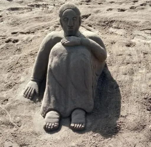 Daire Penthouse 80qm, Zusaetzlich 80 Qm Private Terrasse, 60 M Zum *