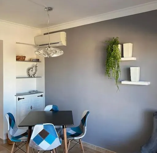 Penthouse 80qm, Zusaetzlich 80 Qm Private Terrasse, 60 M Zum דירה